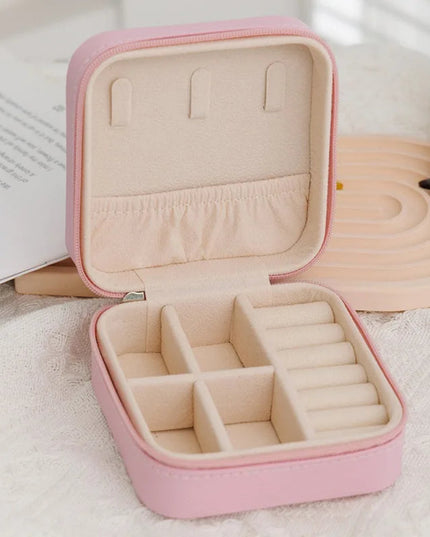 Portable Mini Jewelry Storage Box Travel Organizer Jewelry Case Leather Storage Earrings Necklace Ring Jewelry Organizer Display