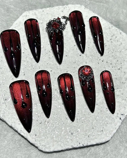 10PCS Dark Blood Red Spicy Girls Long Tip Handmade Press On Nails Red Diamonds Cat Eye Glitter Fake Nails Luxury Chains Nail Art