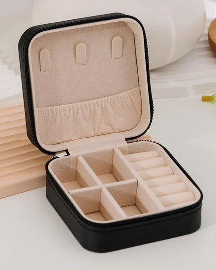 Portable Mini Jewelry Storage Box Travel Organizer Jewelry Case Leather Storage Earrings Necklace Ring Jewelry Organizer Display