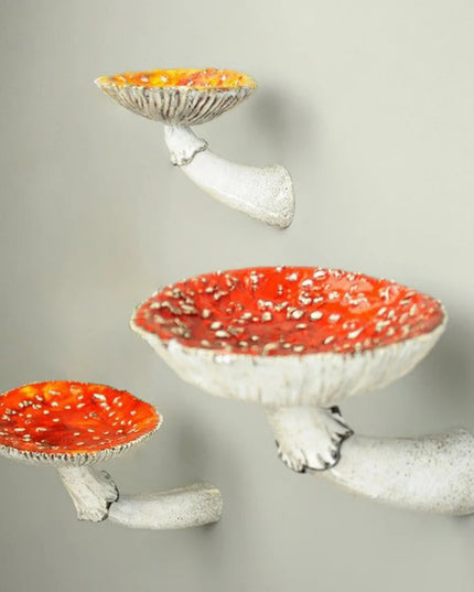 7/10/13cm Resin Amanita Shaped Floating Shelf Wall Mounted Mushroom Hanging Shelf Halloween Decor Keys Holder Home Ornaments