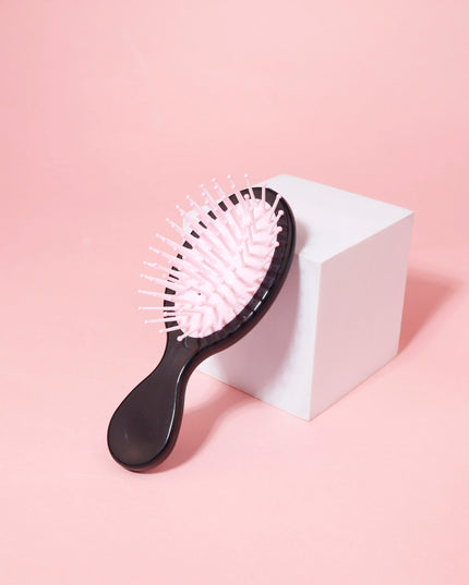 1PCS women's small hair brush, portable travel hair brush, mini oval dry and wet air cushion hair brush